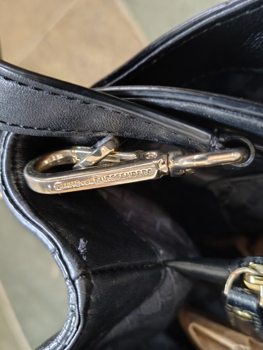 Diane Von Furstenberg 440 Secret Agent Bag - Picture 8 of 13